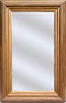 Espelho guarnecido com moldura em madeira revestida com pátina ouro velho com trabalhos em degraus. Medida: 103 X 65.