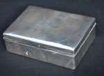 Caixa para cigarros em prata "Sterling" (925mls) contrastada. medida: 12 X 8. Peso bruto: 190g.