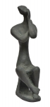 BRUNO GIORGI (1905-1993). "Nú Sentado", escultura em bronze patinado. Alt.: 41cm. (Década de 50). Assinado. Reproduzido com foto no catálogo.