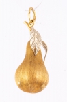 Pendente no feitio de "pera" em ouro 18k-750mls contrastado. Alt.: 3,3cm. Peso: 6,6g.