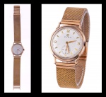 CYMA. Relógio masculino suíço de pulso da marca "Cyma (década de 50)". Caixa e pulseira em ouro 18k contrastado. Diam: 3,2cm. Peso: 70,1g. Funcionando.