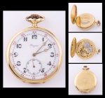 Antigo relógio suíço de bolso da marca "Longines". Caixa em ouro 18k - 750mls contrastado e guilhochado na contra capa. Diam.: 4,5cm. Peso: 64g. Funcionando.