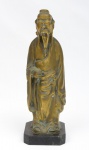 BRUNO BAGRICHEVSKY (BRASIL - SÉC. XX). "O Imortal", escultura em bronze dourado. Base em granito negro. Assinado. Alt.: 38cm.