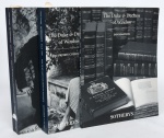 "THE DUKE & DUCHESS OF WINDSOR" por "Sotheby's". Conjunto completo de 3 volumes. O primeiro volume é um catálogo informativo e os outros dois estão cheios de listagens com fotos a cores e descrições do majestoso leilão promovido pela "Sotheby's".