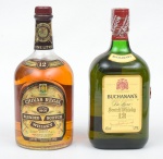 Dois Whiskies escoceses das marcas "Buchanan's" e "Chivas Regal" (12 anos), embalagens de 1 L.