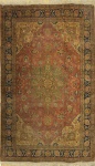 Antigo tapete Tabriz, medindo: 2,85 X 1,85 = 5,27m².