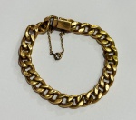 Antiga pulseira em ouro 18k. Comp.: 18cm. Peso: 14,4g.